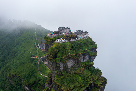 航拍貴州銅仁梵凈山