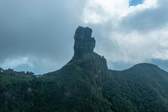航拍貴州銅仁梵凈山