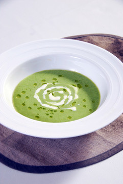 奶油青豆湯