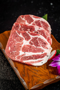 豬梅花肉