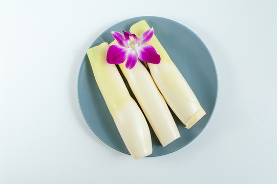 剝殼茭白