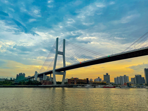 南浦大橋