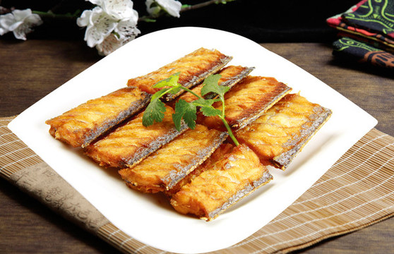煎帶魚