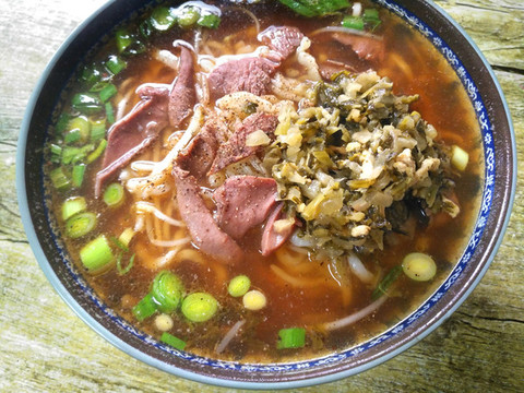 一碗鍋蓋面
