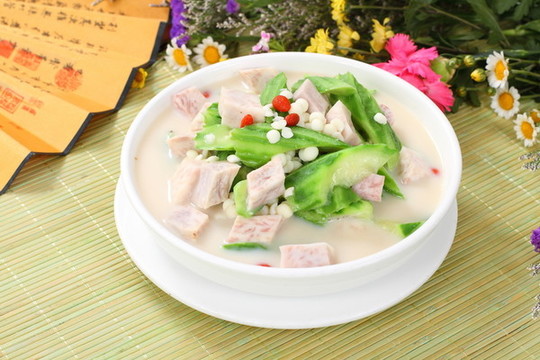香芋煮絲瓜