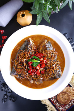 筍干燒魚(yú)頭