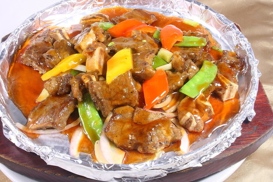 鐵板牛仔骨