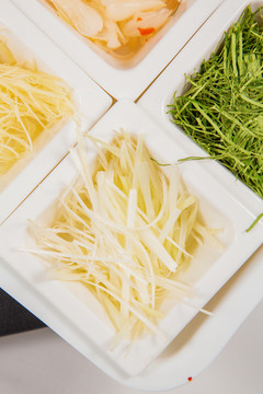 魚生配料