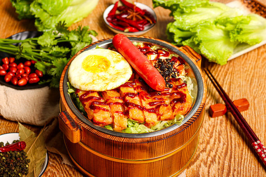 烤肉雞排飯