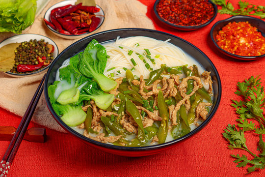 青椒肉絲米粉