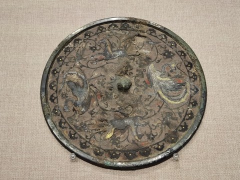 金銀平脫天馬鸞鳳紋鏡