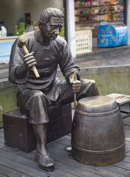 傳統(tǒng)手藝鋦桶