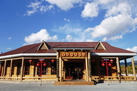 長白山林區(qū)木制酒店建筑