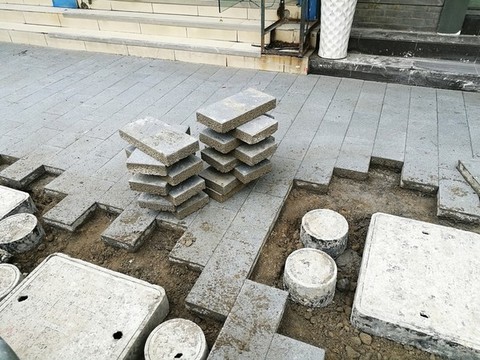 鋪道磚