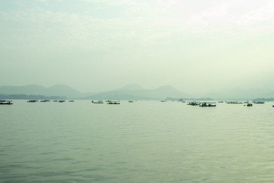 賞西湖