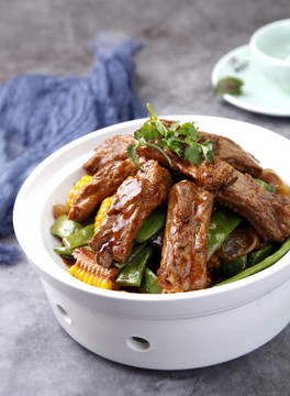 排骨玉米燉豆角