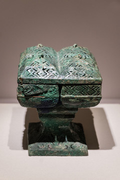 西漢四聯(lián)體銅熏爐