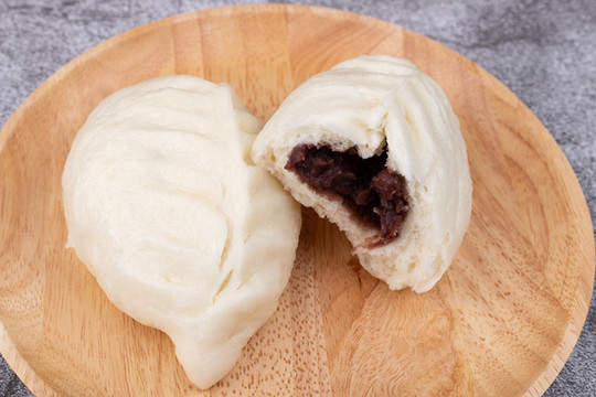 豆沙包