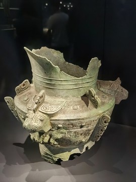 三星堆青銅殘件
