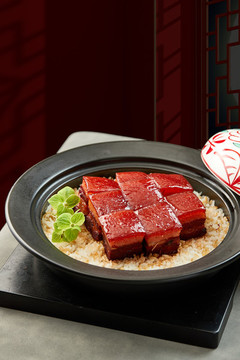 招牌鹵肉飯