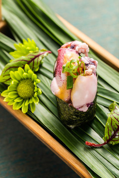 螢火魷魚(yú)壽司