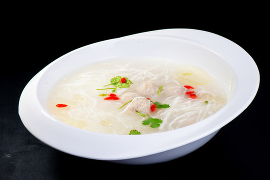 蘿卜丸子粉絲湯