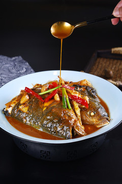 魚頭泡飯