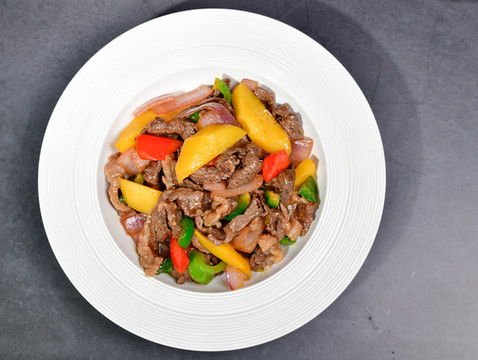 黃桃時蔬炒牛肉