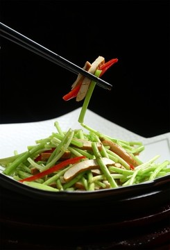 蘆蒿炒香干