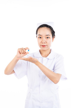 護士手拿膠囊