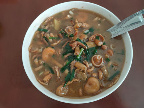瘦肉蘑菇湯
