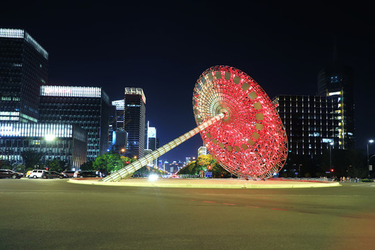 上海世紀(jì)大道源深路地標(biāo)
