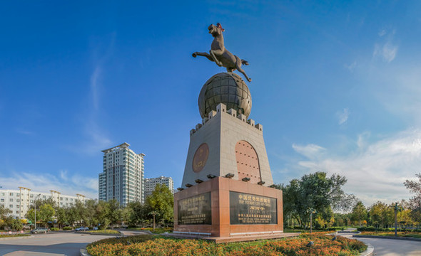 石河子市中國優(yōu)秀旅游城市標(biāo)志