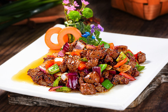 雙椒牛肉粒