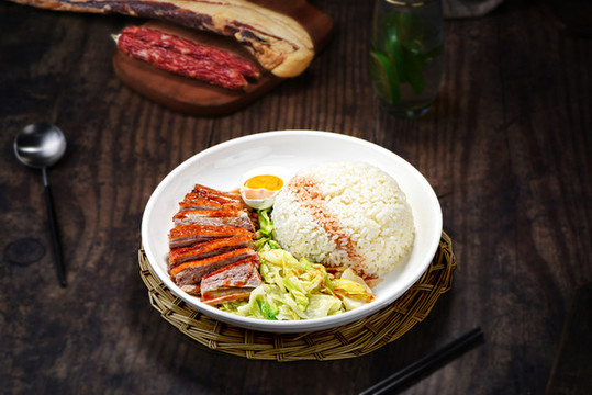燒鵝套飯