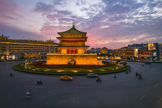 鐘樓夜景