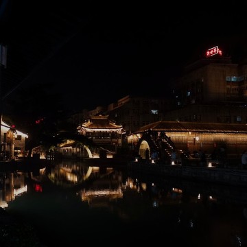 夜古鎮(zhèn)