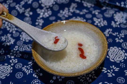 酒釀雞蛋
