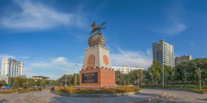 石河子市中國優(yōu)秀旅游城市標志