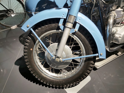 摩托車車輪