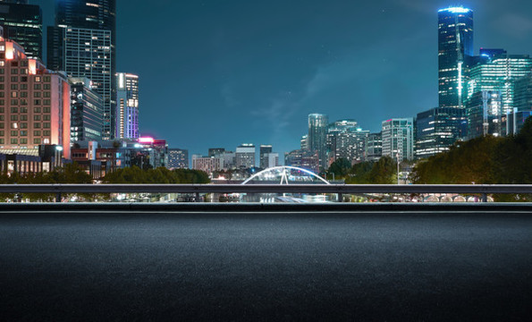 道路視角望向墨爾本市區(qū)夜景攝影照
