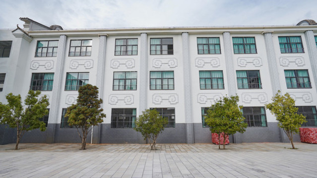 中式建筑校園