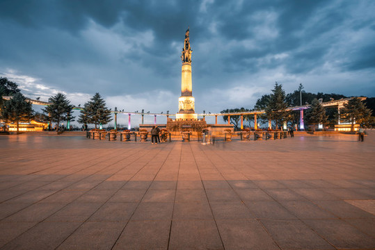 哈爾濱防洪紀念塔夜景風光