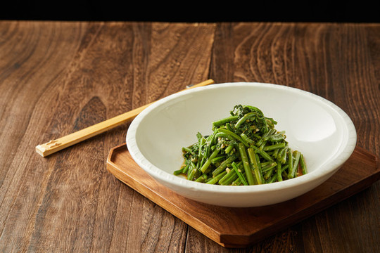 香拌山野菜