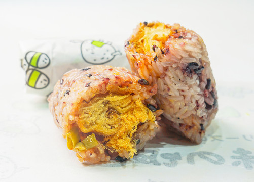 肉松油條飯團(tuán)