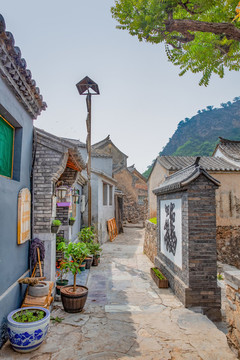 爨底下村