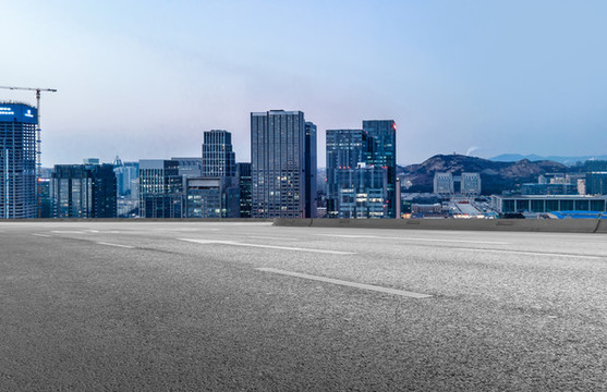 瀝青地面和城市房地產(chǎn)背景