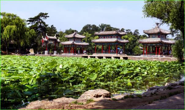 避暑山莊湖心榭