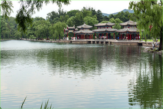 避暑山莊湖心榭