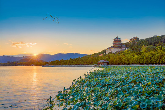 頤和園昆明湖夕照